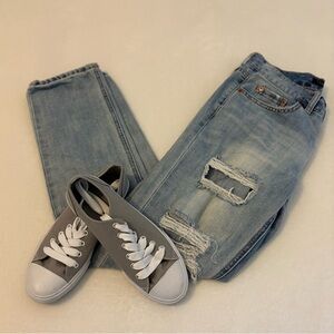 Aeropostale Boyfriend Distressed Jeans